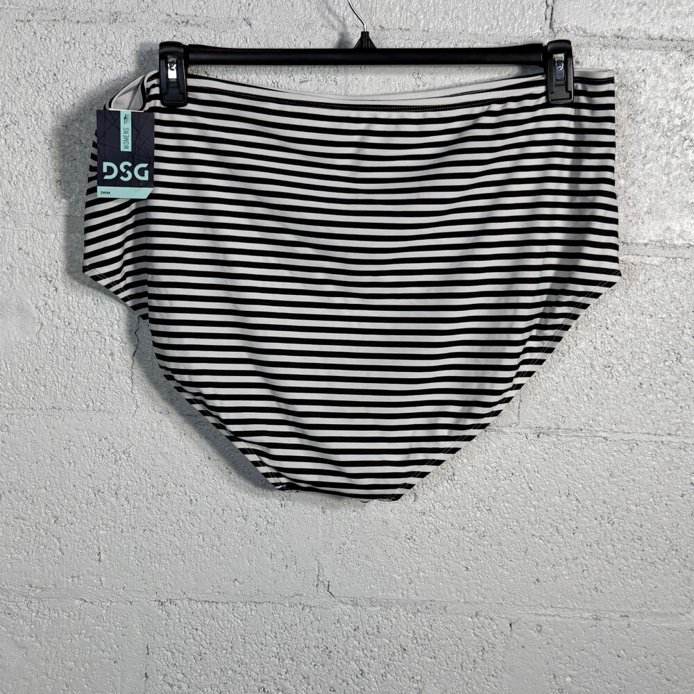 DSG Women's Nell Print Swim Bottom Even Stripe Black/White 3X